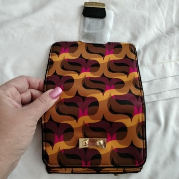 Vera Bradley Pushlock Wallet, Modern Lights - Picture 4 of 7